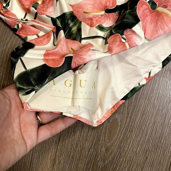 AGUA BENDITA Fresa Floral One Shoulder Swimsuit - Picture 10 of 10